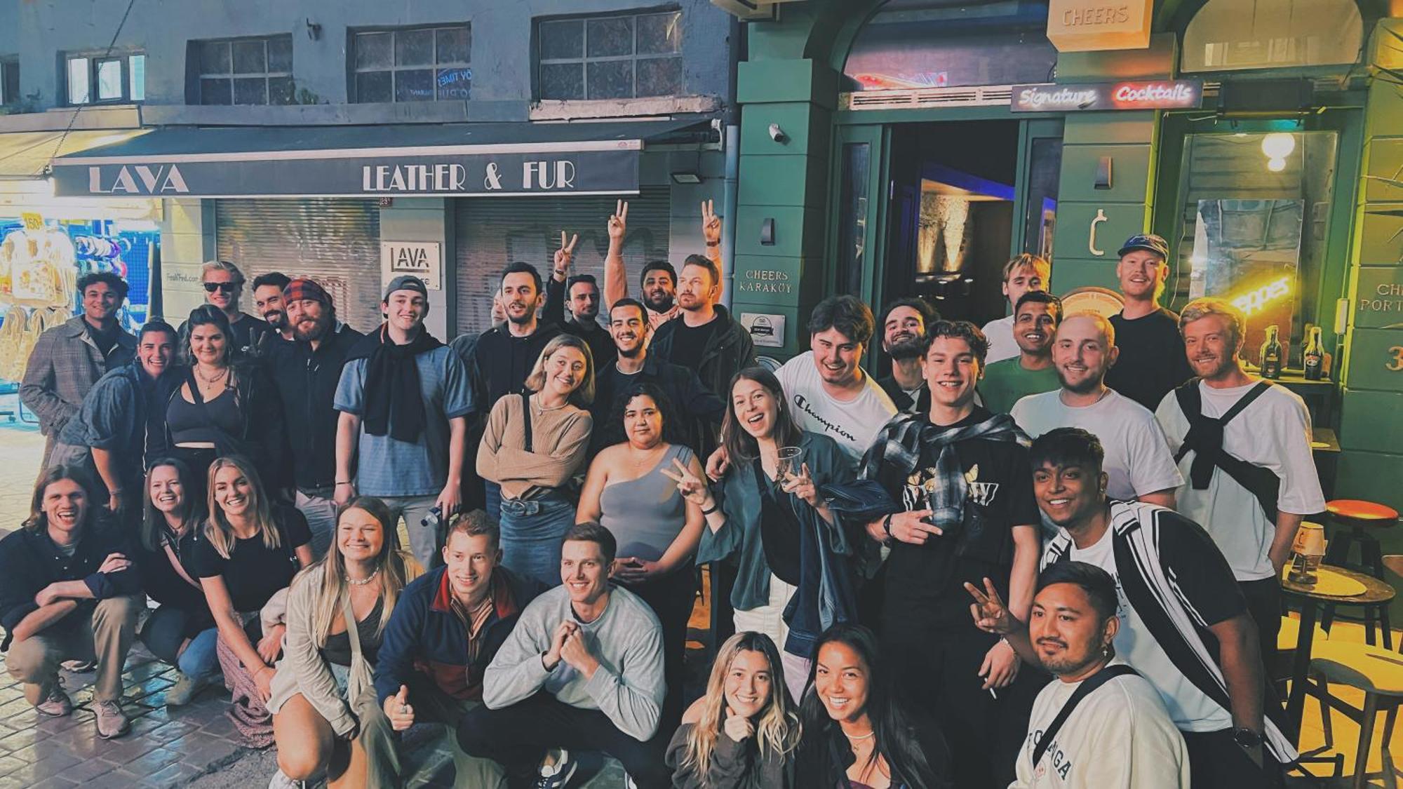 Cheers Midtown Hostel اسطنبول المظهر الخارجي الصورة